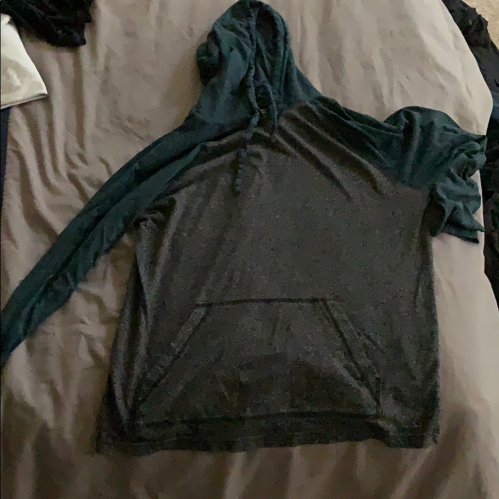 Hooded t shirt